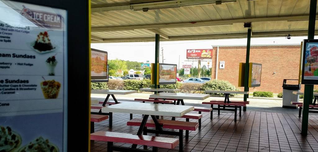 Sonic Drive-In | restaurant | 317 S Virginia Ave, Tifton, GA 31794, USA | 2293870072 OR +1 229-387-0072