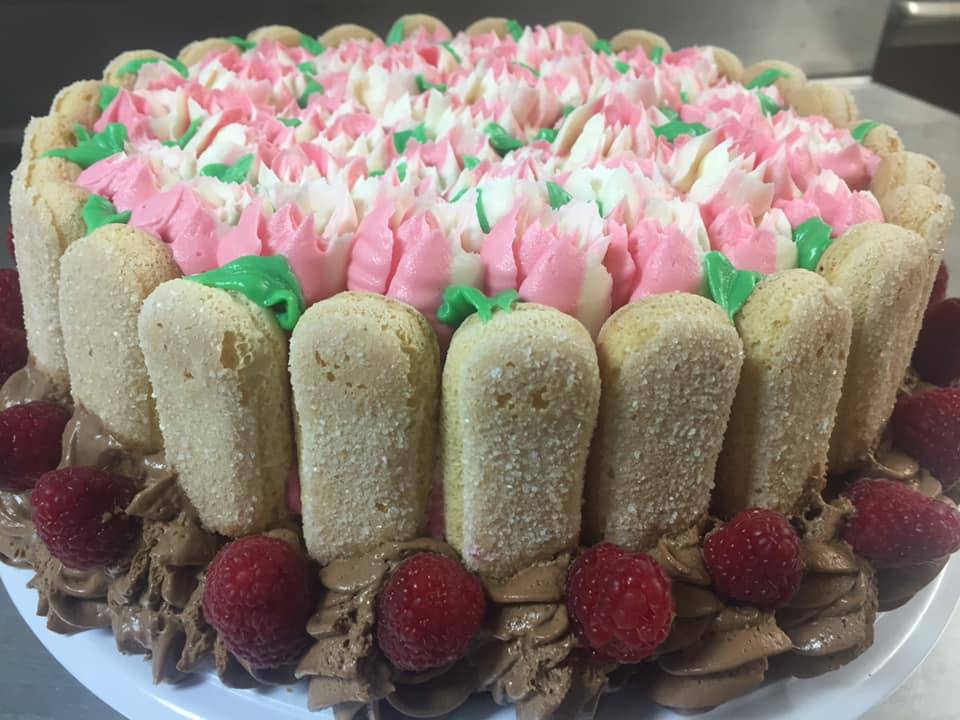 VEGA Cafe & Smokehaus | restaurant | 8 W Norris Rd Suite A, Norris, TN 37828, USA | 8654984115 OR +1 865-498-4115