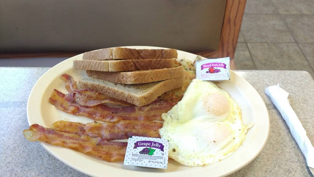 MGM Burgers | restaurant | 1691 Main St, Riverside, CA 92501, USA | 9512761744 OR +1 951-276-1744