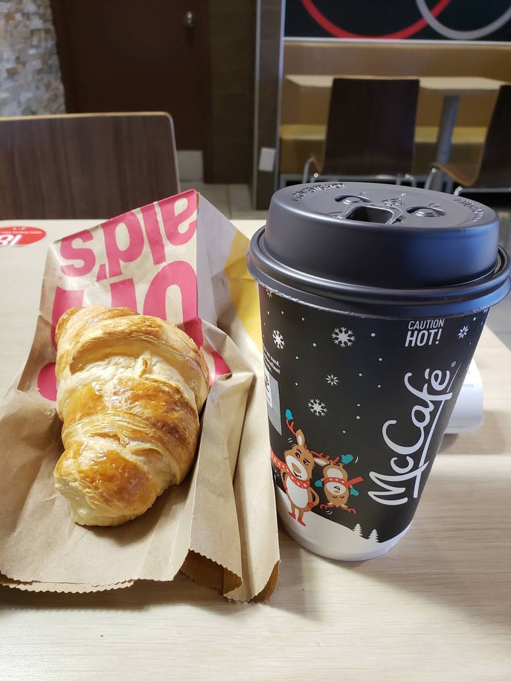 McDonalds | cafe | 670 Eglinton Ave W, Mississauga, ON L5R 3V2, Canada | 9055025939 OR +1 905-502-5939