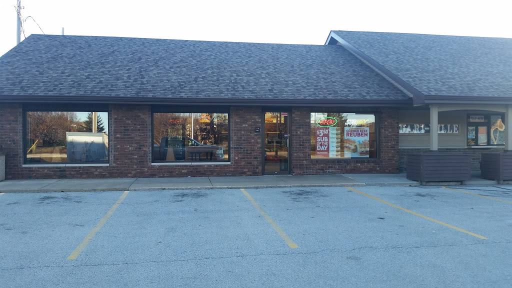 Subway Restaurants | restaurant | 917 Sheffield Ave, Dyer, IN 46311, USA | 2192270657 OR +1 219-227-0657