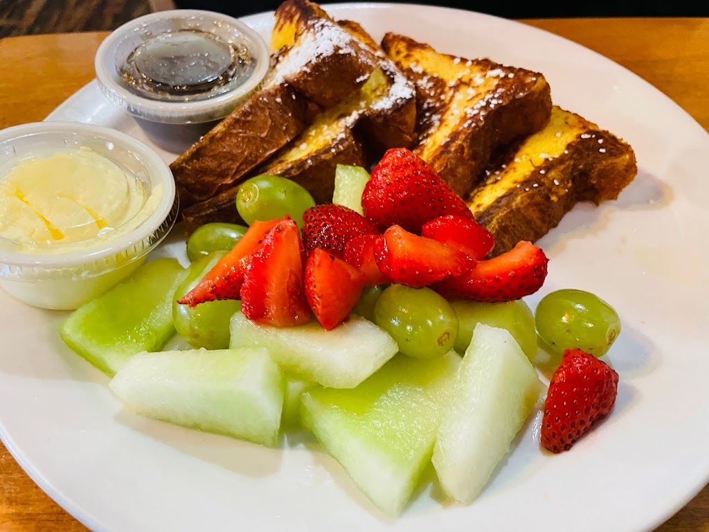 Hogan Restaurant | restaurant | 10 Main St, Tuba City, AZ 86045, USA | 9282835260 OR +1 928-283-5260