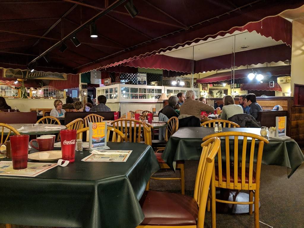 Iannuccis Pizzeria & Italian Restaurant | restaurant | 1981 Hendersonville Rd, Asheville, NC 28803, USA | 8286845050 OR +1 828-684-5050