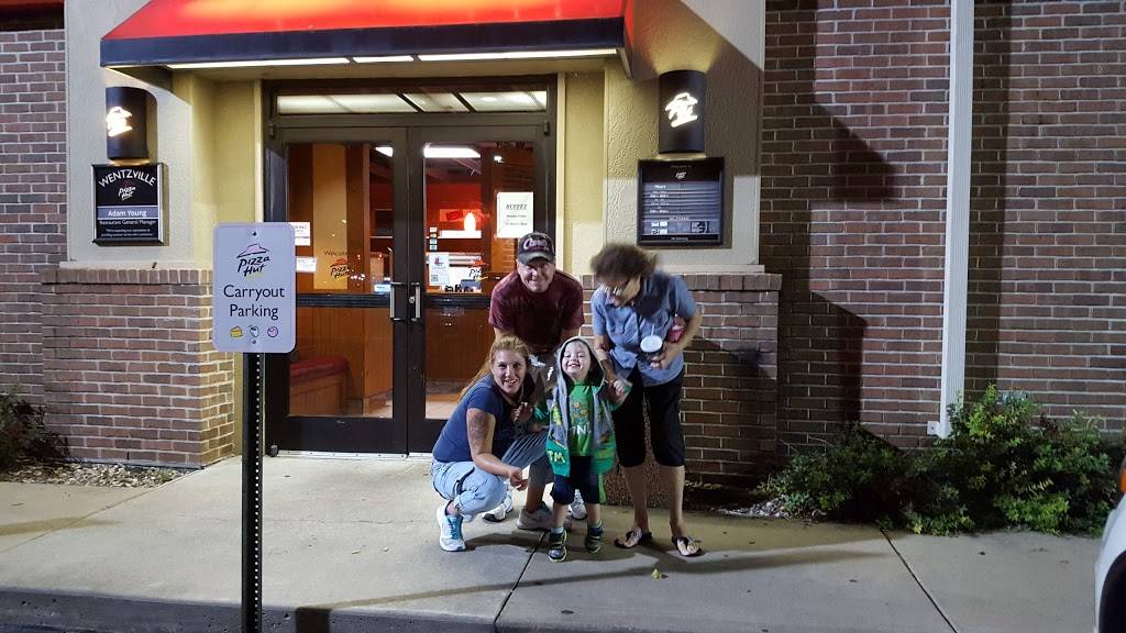 Pizza Hut | meal takeaway | 1991 Wentzville Pkwy, Wentzville, MO 63385, USA | 6363277960 OR +1 636-327-7960