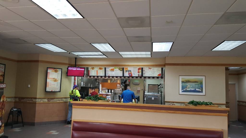 Wendys | restaurant | 810 MS-25 S, Aberdeen, MS 39730, USA | 6623697437 OR +1 662-369-7437