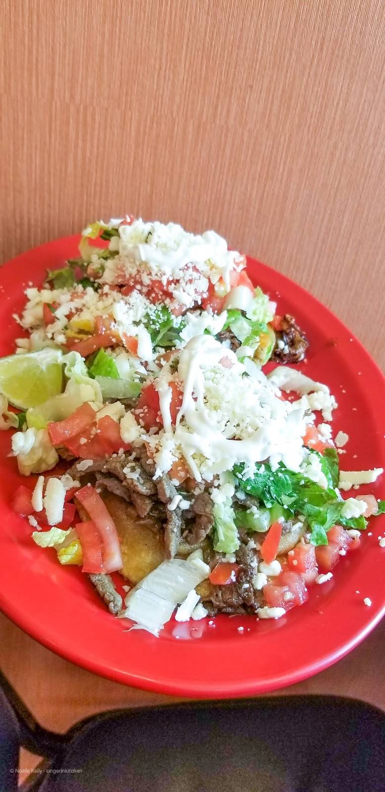 El Limon | restaurant | 61 W Lancaster Ave, Ardmore, PA 19003, USA | 4844163211 OR +1 484-416-3211