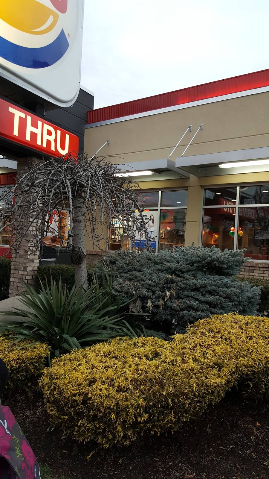 Burger King | restaurant | 181 W Merrick Rd, Valley Stream, NY 11580, USA | 5165619411 OR +1 516-561-9411