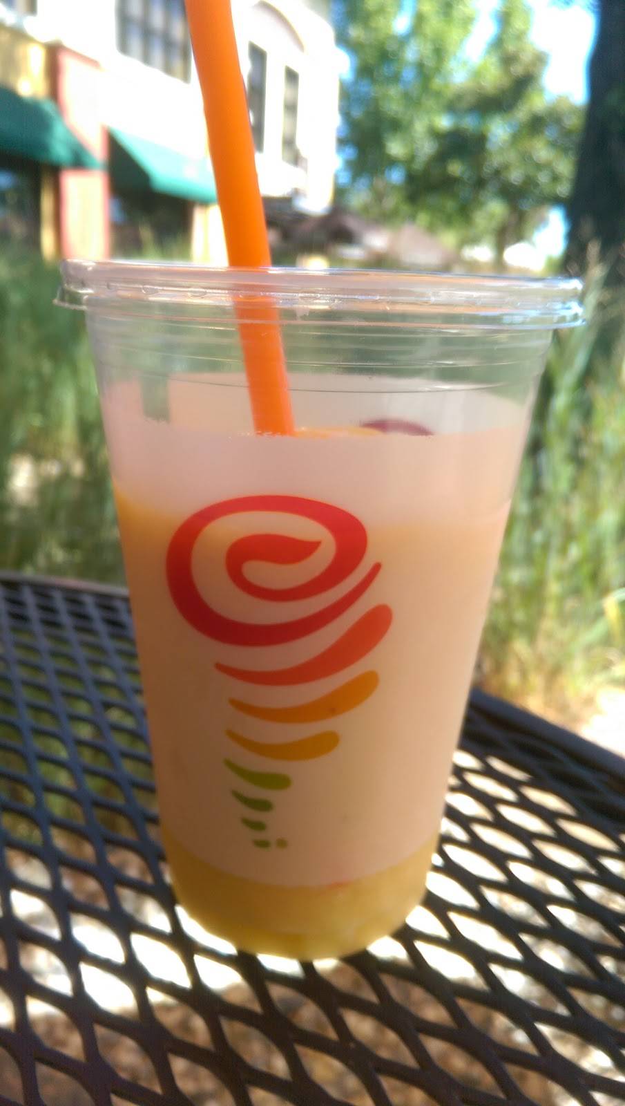 Jamba Juice Nut Tree Village | restaurant | 3113, 1651 E Monte Vista Ave #101, Vacaville, CA 95688, USA | 7074557302 OR +1 707-455-7302