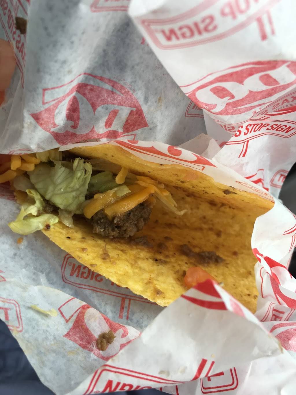 Dairy Queen Store | restaurant | 508 W Randol Mill Rd, Arlington, TX 76011, USA | 8178602912 OR +1 817-860-2912