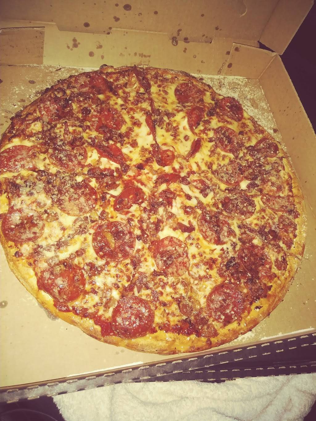 Papas Pizza | restaurant | 25059 Grand River Ave, Redford Charter Twp, MI 48240, USA | 3133879999 OR +1 313-387-9999