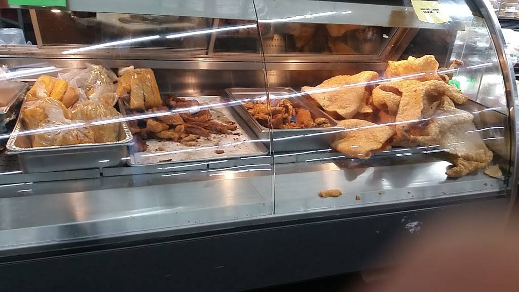 Carnival Market | restaurant | 1101 E Walton Blvd, Pontiac, MI 48340, USA | 2482760500 OR +1 248-276-0500