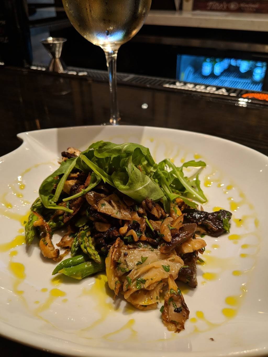 Locanda Restaurant | restaurant | 201 E Walton Pl, Chicago, IL 60611, USA | 3123978800 OR +1 312-397-8800