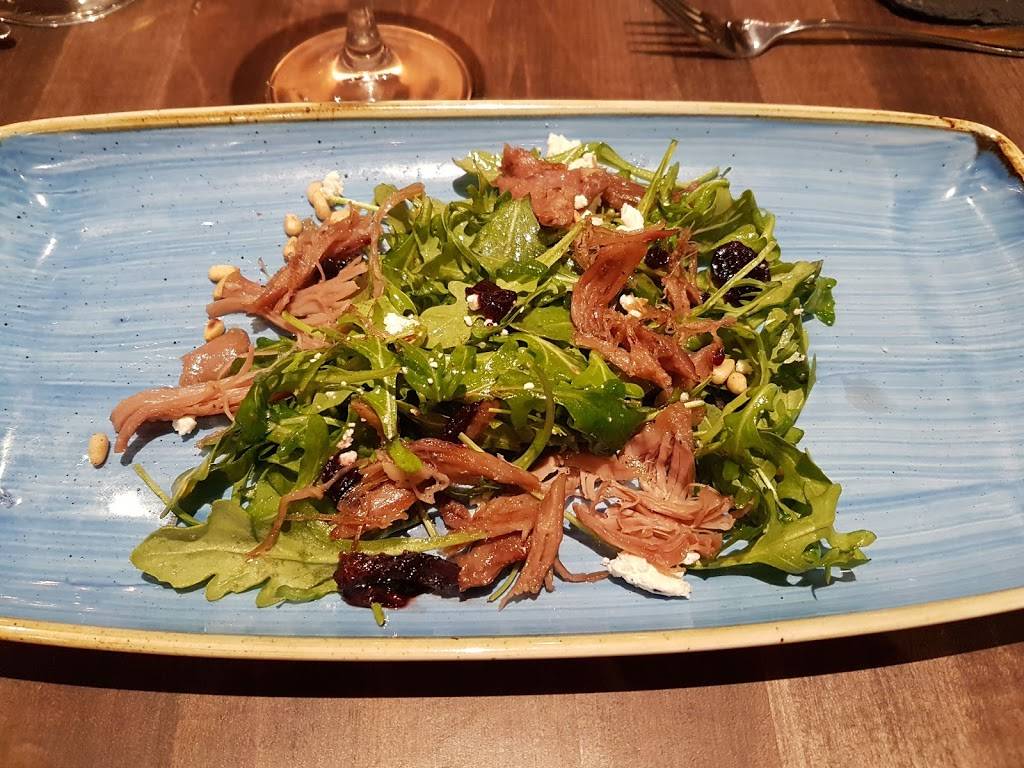 Seasons | restaurant | 134 Lakeshore Rd E, Oakville, ON L6J 1H4, Canada | 9058440676 OR +1 905-844-0676