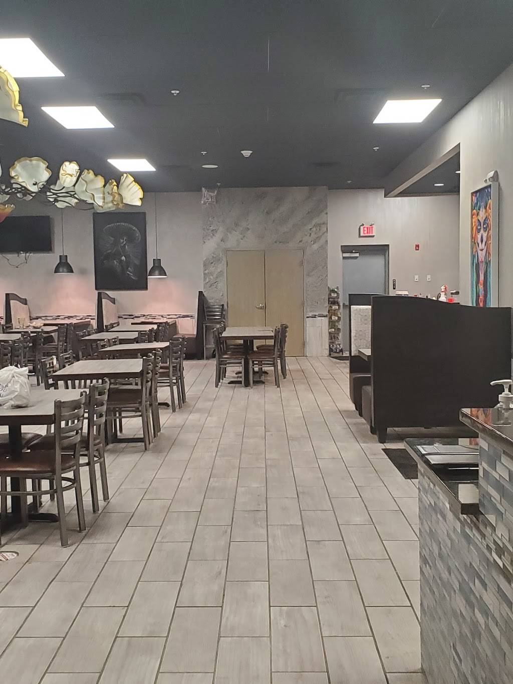 Los Mariachis | restaurant | 9898 University Blvd Suite 90, Moon Twp, PA 15108, USA | 4123297333 OR +1 412-329-7333