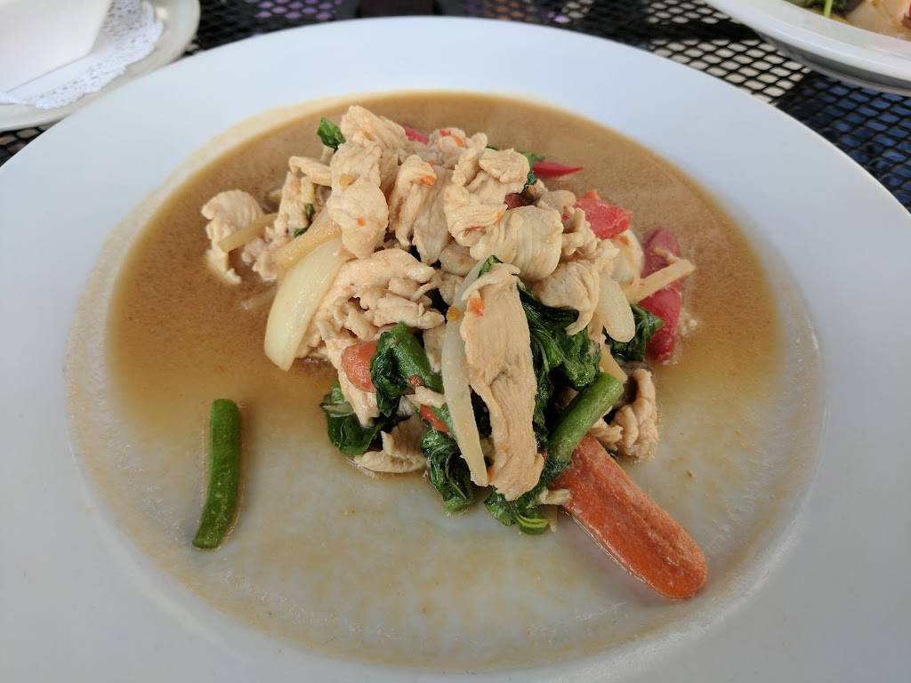 Thai Basil Restaurant | restaurant | 4940 Main St, Manchester Center, VT 05255, USA | 8027688433 OR +1 802-768-8433