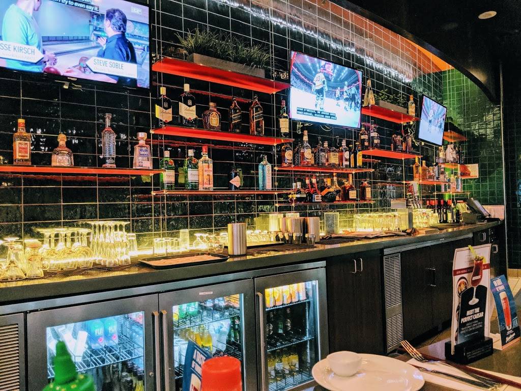 LEE Kitchen | restaurant | 6301 Silver Dart Dr, Mississauga, ON L5P 1B2, Canada | 4167763100 OR +1 416-776-3100