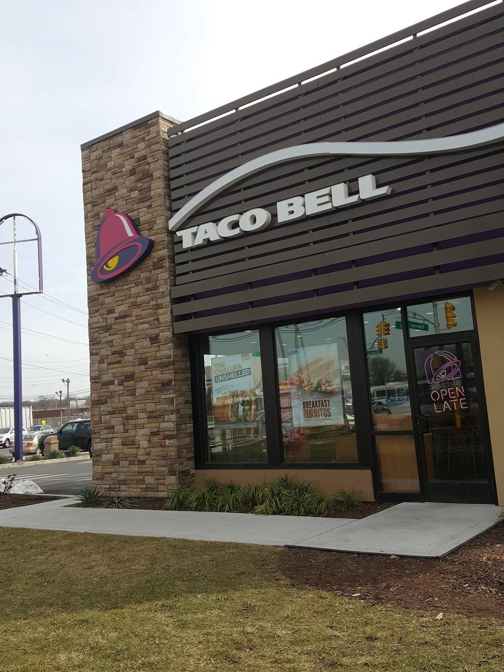 Taco Bell | meal takeaway | 3351 Conner St, Bronx, NY 10475, USA | 3473464122 OR +1 347-346-4122