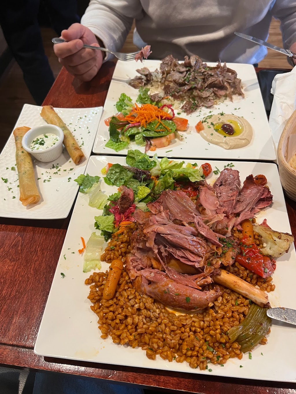 Ciya Mediterranean Cuisine | restaurant | 408 Main St, Half Moon Bay, CA 94019, USA | 6506403544 OR +1 650-640-3544