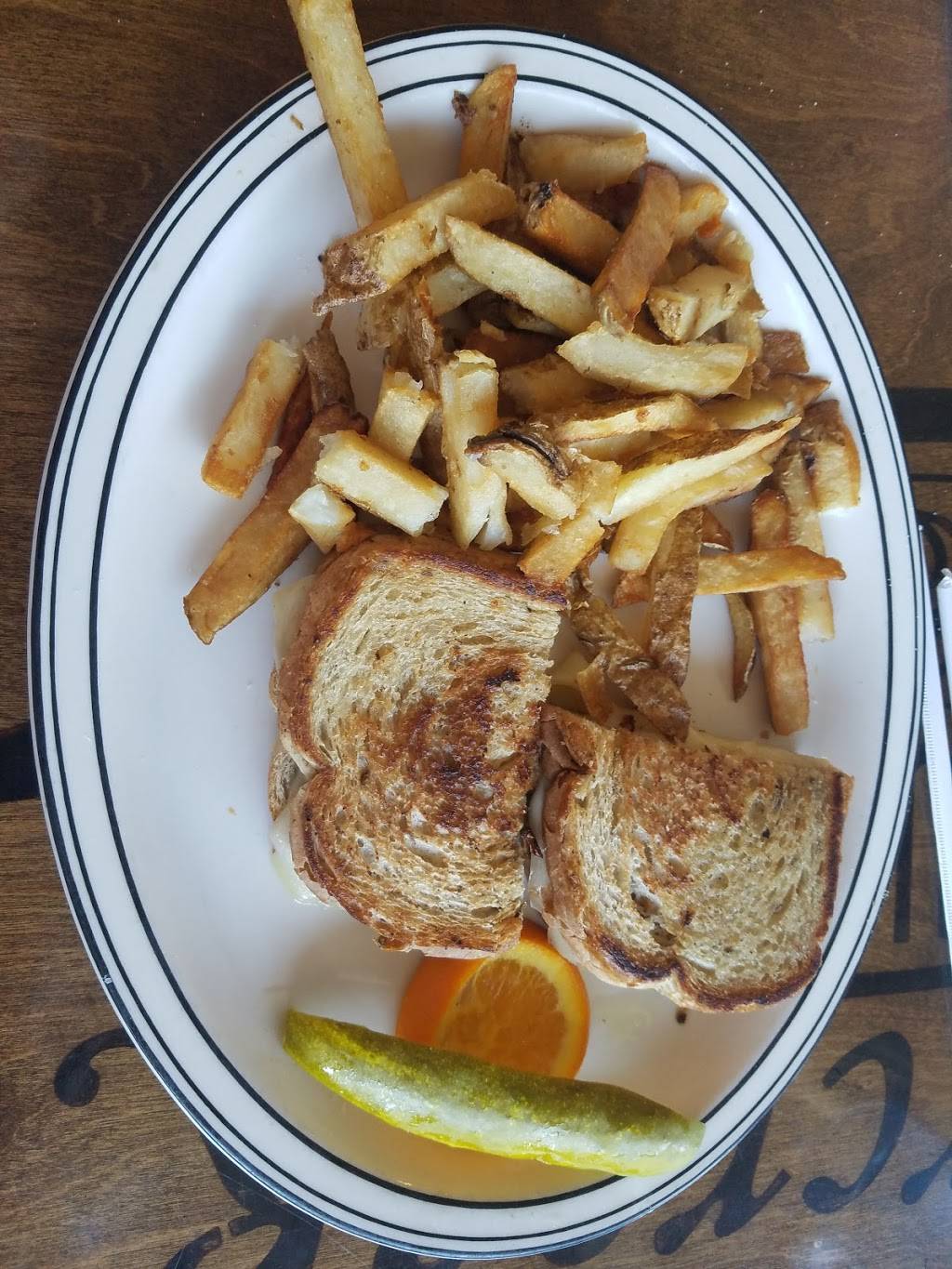 Sugar Creek Restaurant | restaurant | 2226 NW 6th St, Gainesville, FL 32609, USA | 3525055538 OR +1 352-505-5538