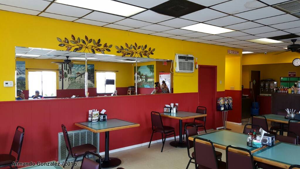 Taqueria el Tapatio | restaurant | 509 N Danville St, Willis, TX 77378, USA | 9368566202 OR +1 936-856-6202
