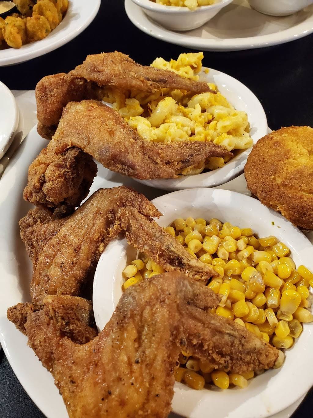 Kikis Chicken and Waffles | restaurant | 1260 Bower Pkwy a8, Columbia, SC 29212, USA | 8038345816 OR +1 803-834-5816