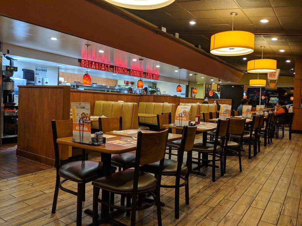 Dennys | restaurant | 1201 Broadway, Redwood City, CA 94063, USA | 6503644545 OR +1 650-364-4545