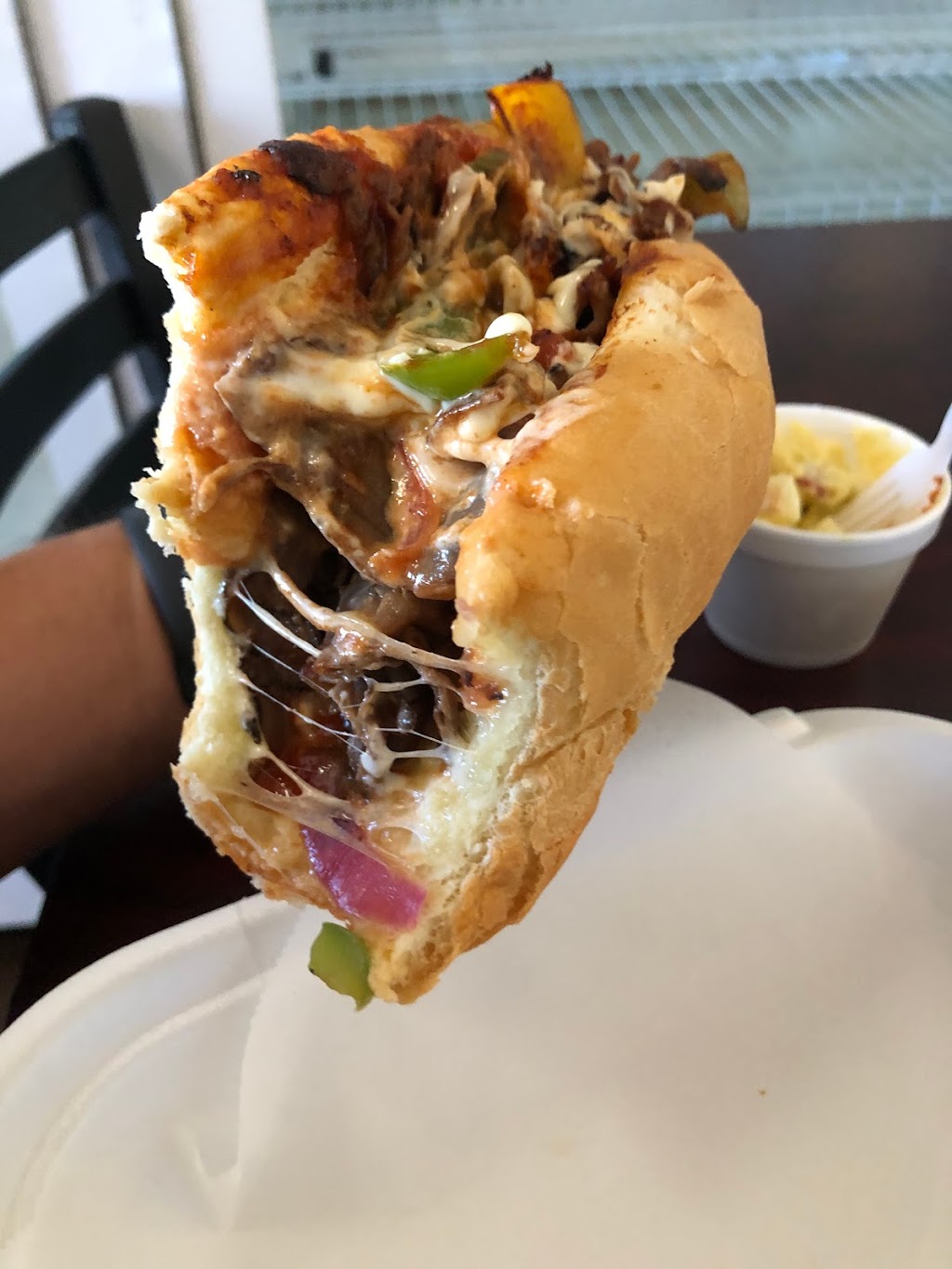 A & R Bakery | bakery | 902 W Hobsonway, Blythe, CA 92225, USA | 7609211100 OR +1 760-921-1100