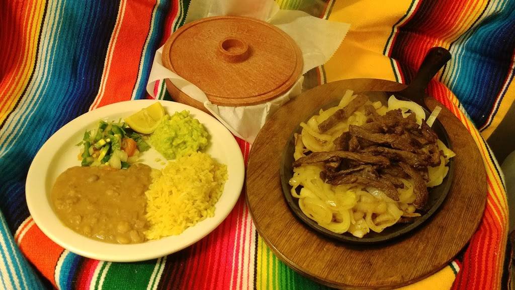 Lulus | restaurant | 1234 Newport Ave, Dallas, TX 75224, USA | 2143391661 OR +1 214-339-1661