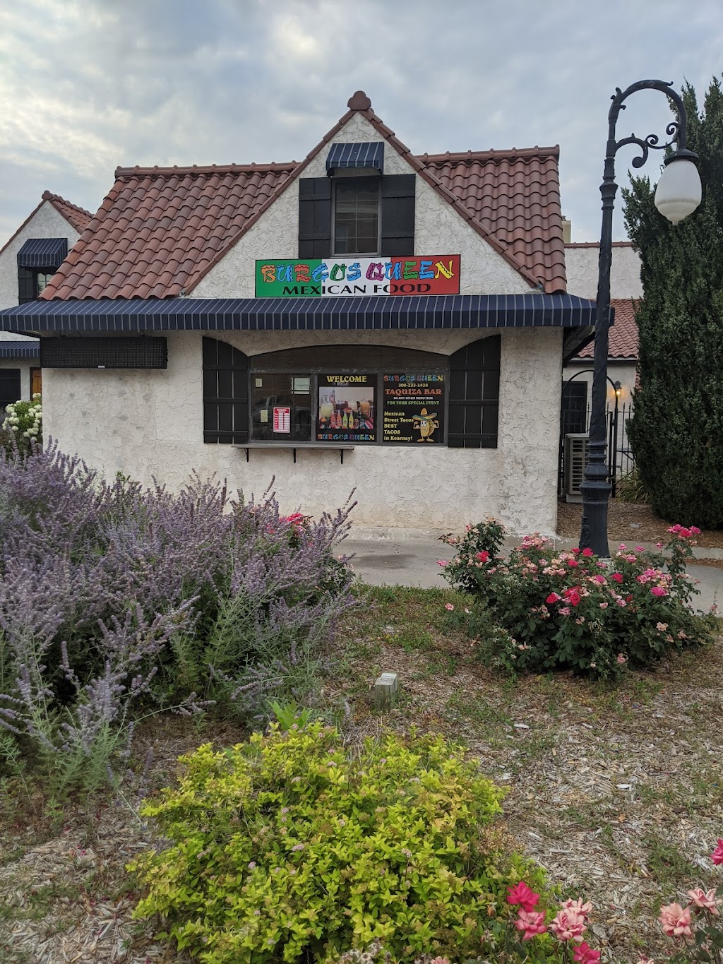 Burgos Queen Mexican restaurant | restaurant | 2400 Central Ave Suite C, Kearney, NE 68847, USA | 3082331424 OR +1 308-233-1424