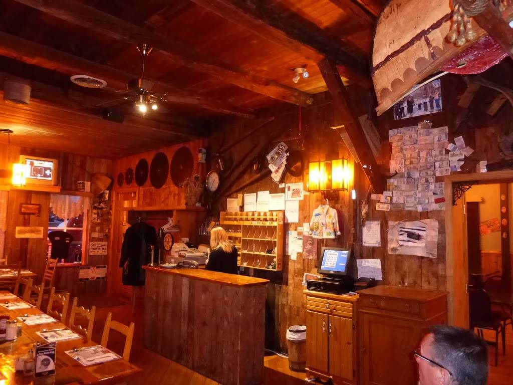 Au Vieux Moulin à Scie | restaurant | 340 Rue Saint-Maurice E, Saint-Michel-des-Saints, QC J0K 3B0, Canada | 4508336656 OR +1 450-833-6656