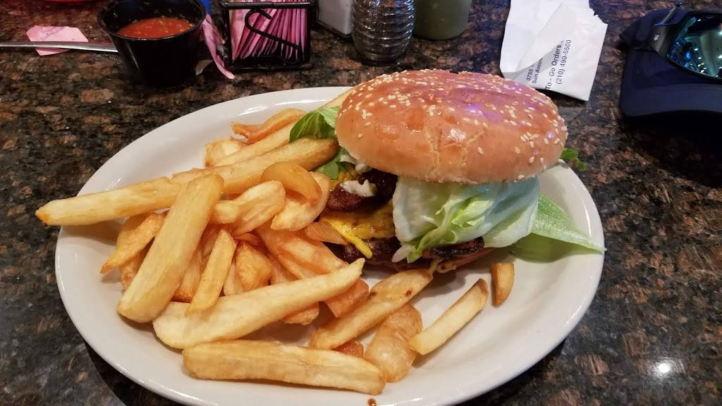 Eddies Taco House | restaurant | 3755 Thousand Oaks, San Antonio, TX 78247, USA | 2104905500 OR +1 210-490-5500