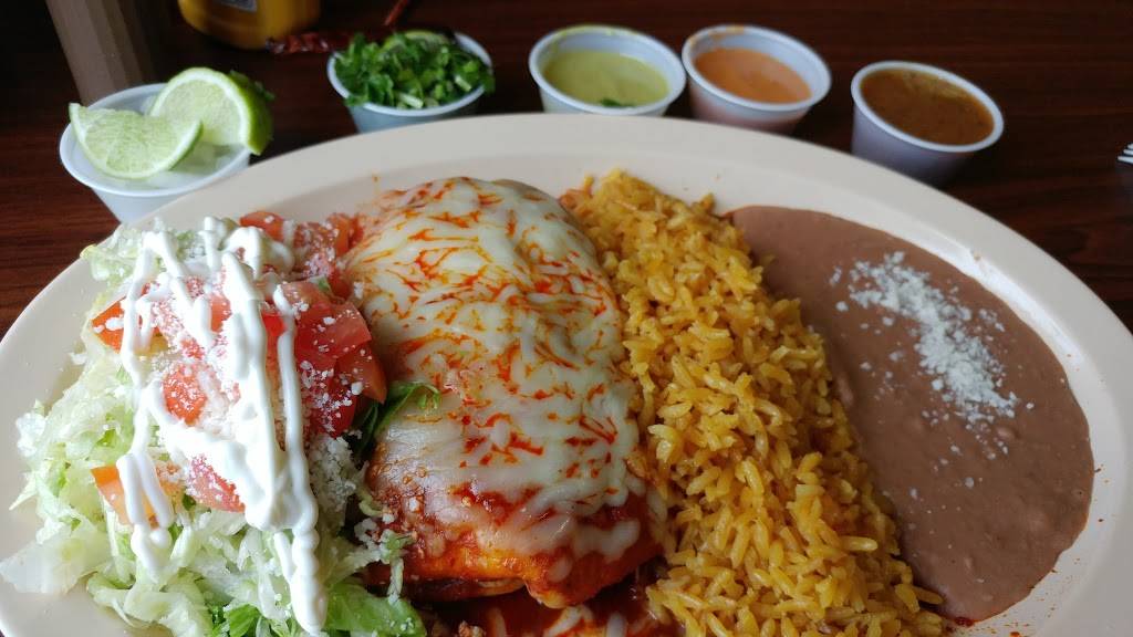 Taqueria La Campechana | restaurant | 109-137 10th Ave S, Waite Park, MN 56387, USA | 3202813885 OR +1 320-281-3885