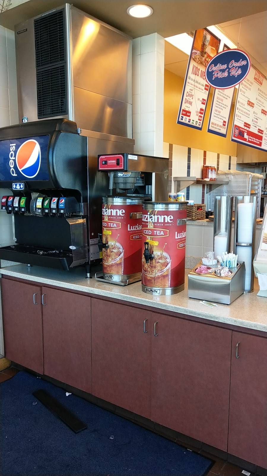 Jersey Mikes Subs | meal takeaway | 5832 Northampton Blvd Suite 401, Virginia Beach, VA 23455, USA | 7573336006 OR +1 757-333-6006