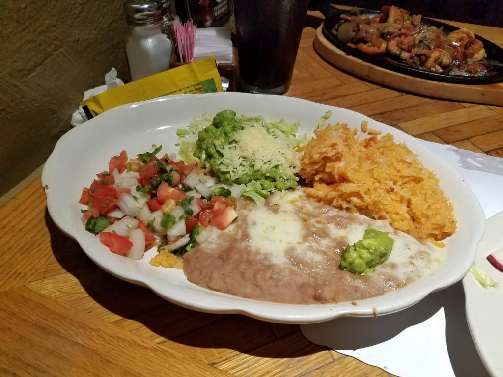 Barragans | restaurant | 730 N Victory Blvd, Burbank, CA 91502, USA | 8188482325 OR +1 818-848-2325