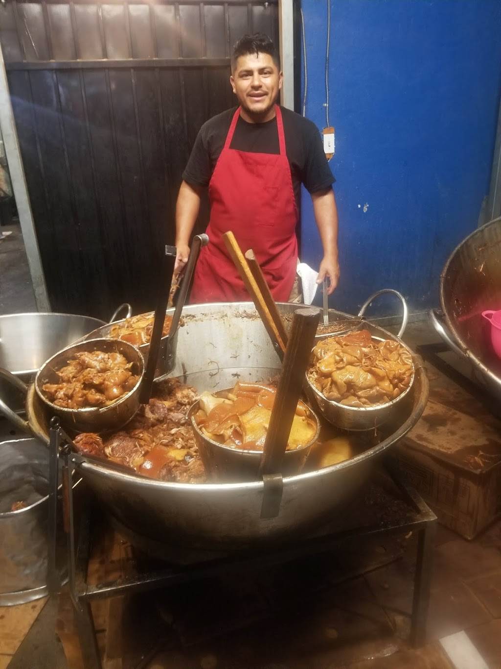 Carnitas Michoacan | restaurant | 1039 Ming Ave, Bakersfield, CA 93307, USA | 6617489977 OR +1 661-748-9977