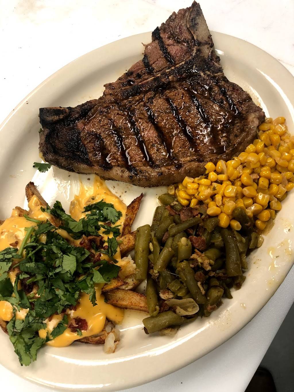 Smokin Republic Steakhouse | restaurant | 120 E Main St, Lindsay, TX 76250, USA | 9406413900 OR +1 940-641-3900