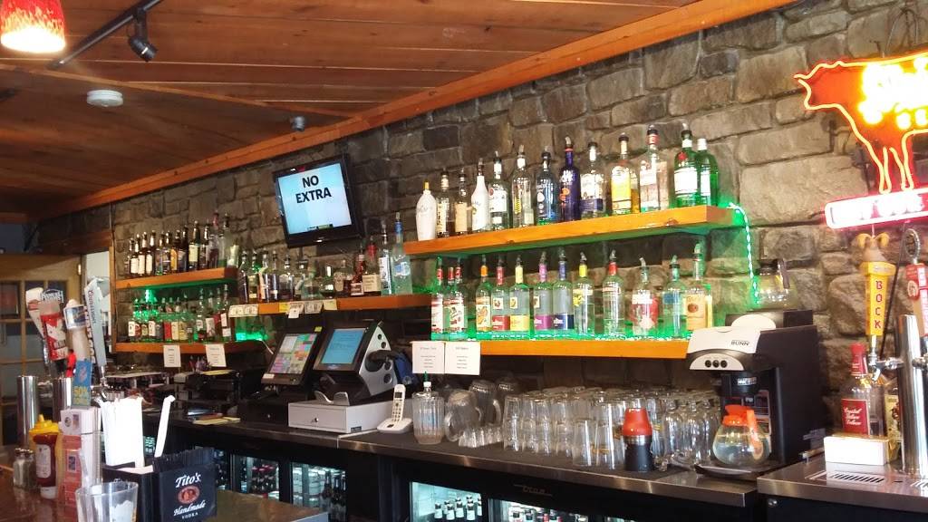 Greenbush Inn | restaurant | 10 Troy Rd, East Greenbush, NY 12061, USA | 5187292580 OR +1 518-729-2580