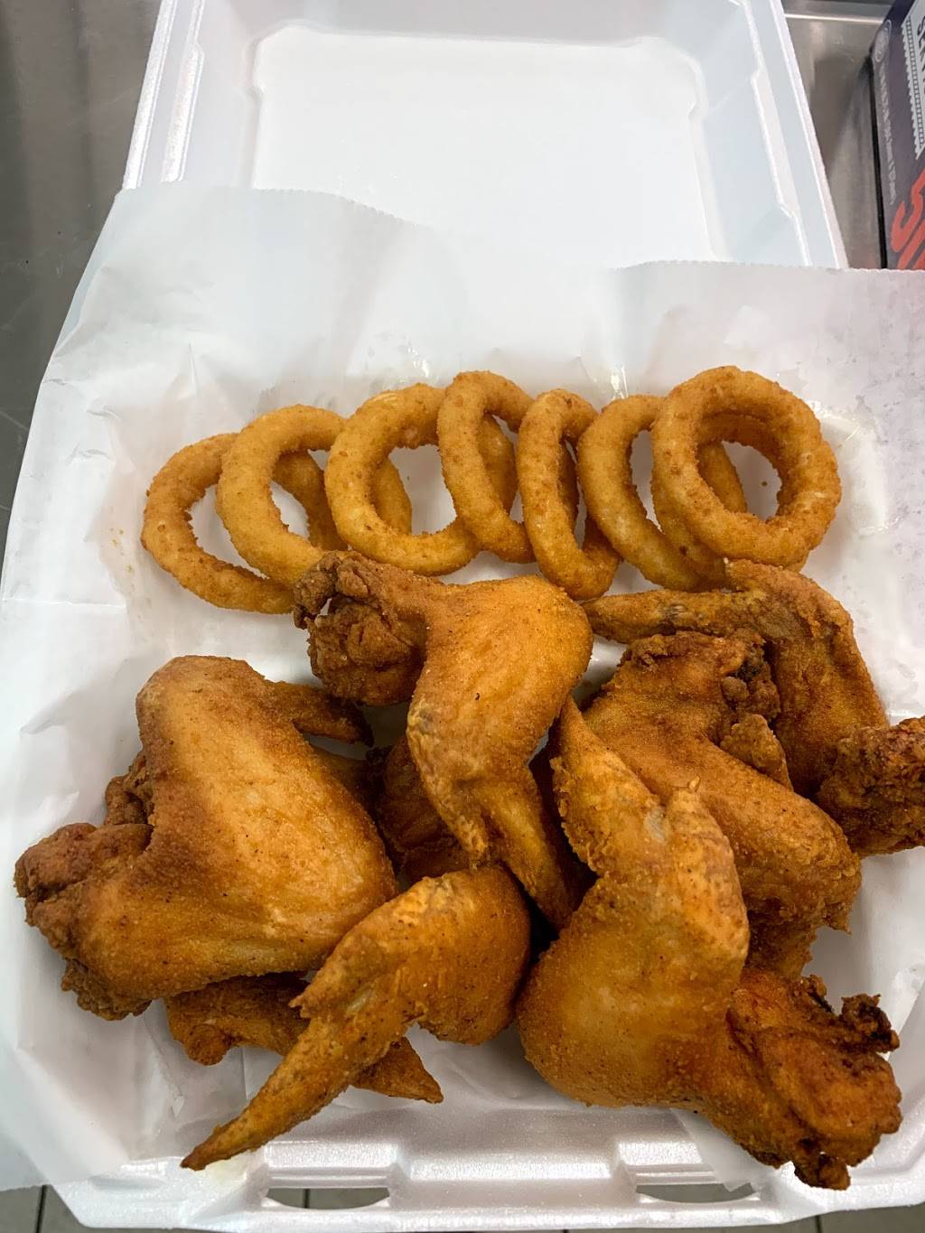 Alton Market | restaurant | 1601 Washington Ave unit b, Alton, IL 62002, USA | 6188232091 OR +1 618-823-2091