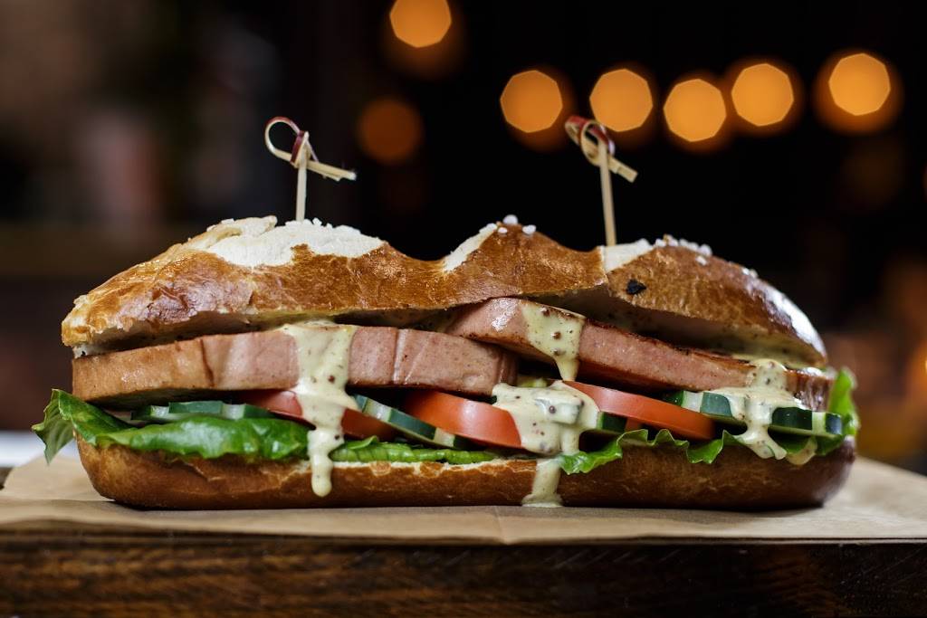 Epic Bites Hollywood | restaurant | 1940 N 30th Rd #108, Hollywood, FL 33021, USA | 7862026177 OR +1 786-202-6177