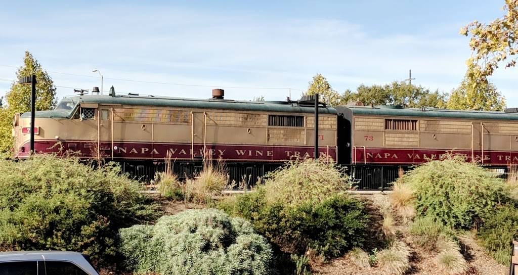 Napa Valley Wine Train | restaurant | 1275 McKinstry St, Napa, CA 94559, USA | 7072532111 OR +1 707-253-2111