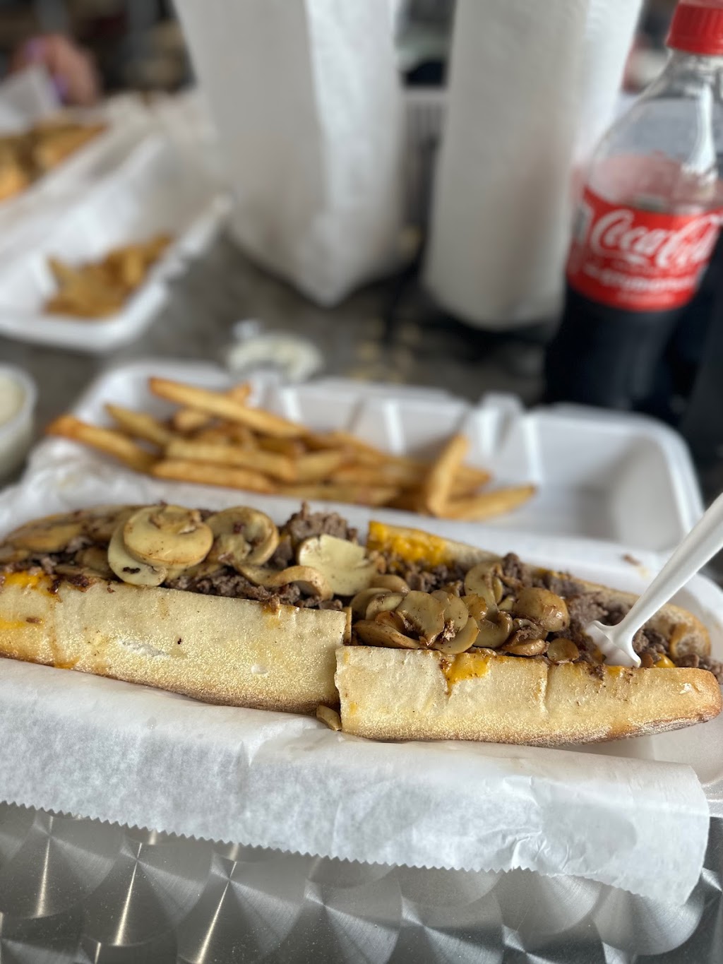 Pudges Steaks and Hoagies Coventry | restaurant | 2212 Pottstown Pike, Pottstown, PA 19465, USA | 4849858142 OR +1 484-985-8142