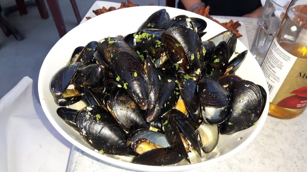 La Strada | restaurant | 600 Boulevard Saint-Joseph, Lachine, QC H8S 2M1, Canada | 5146373046 OR +1 514-637-3046