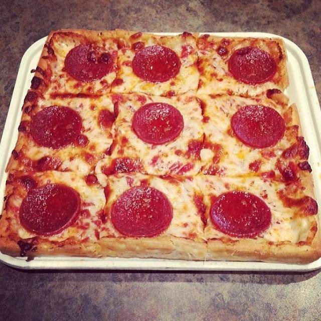 Ledo Pizza | meal takeaway | 9454 Lanham Severn Rd, Lanham, MD 20706, USA | 3015775550 OR +1 301-577-5550