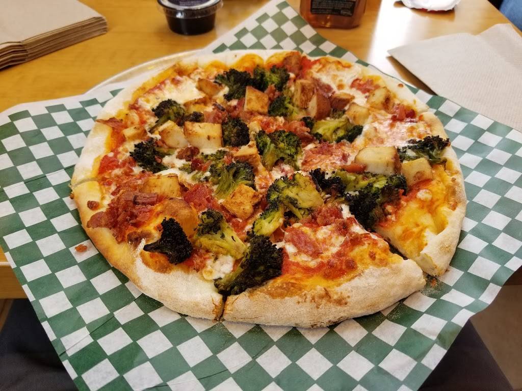 Fiazza Fresh Fired | restaurant | 205 Richmond Rd, Ottawa, ON K1Z 6W4, Canada | 6137252222 OR +1 613-725-2222