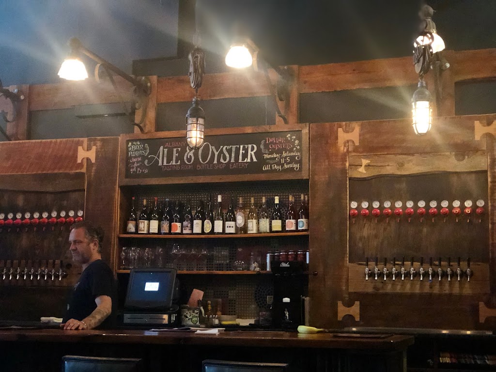 Albany Ale and Oyster | restaurant | 281 New Scotland Ave, Albany, NY 12208, USA | 5184874152 OR +1 518-487-4152