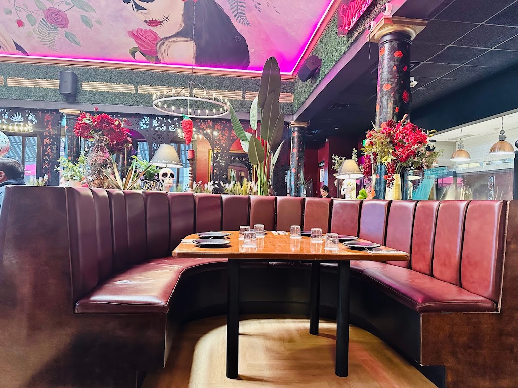 Naked Taco | restaurant | 8888 SW 136th St # 380, Miami, FL 33176, USA | 7862503399 OR +1 786-250-3399