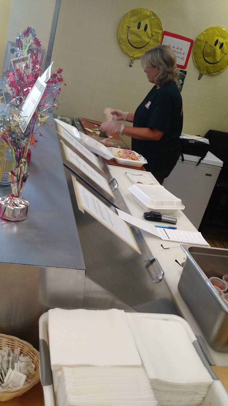 Rimos Grill | restaurant | 800 Layfayette Road, Portsmouth, NH 03801, USA | 6035010677 OR +1 603-501-0677