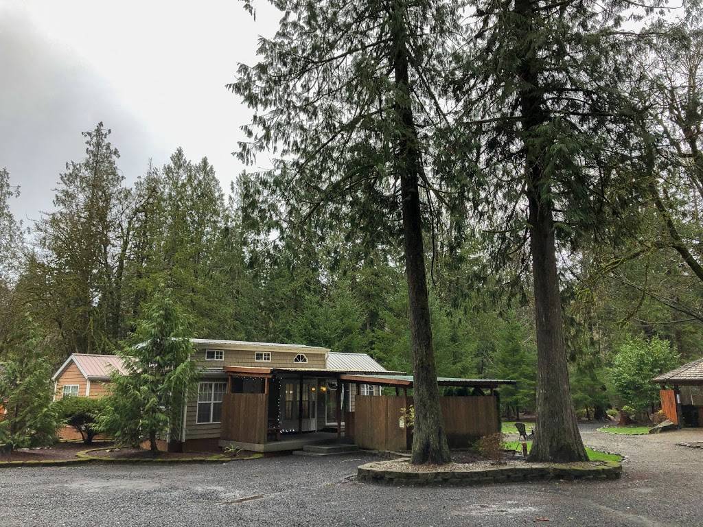 Robin Hood Village Resort | restaurant | 6790 WA-106, Union, WA 98592, USA | 3608982163 OR +1 360-898-2163