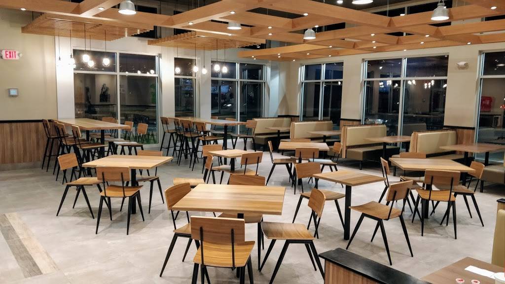 Burger King | restaurant | 3282 Crosspark Rd, Coralville, IA 52241, USA | 3196652763 OR +1 319-665-2763