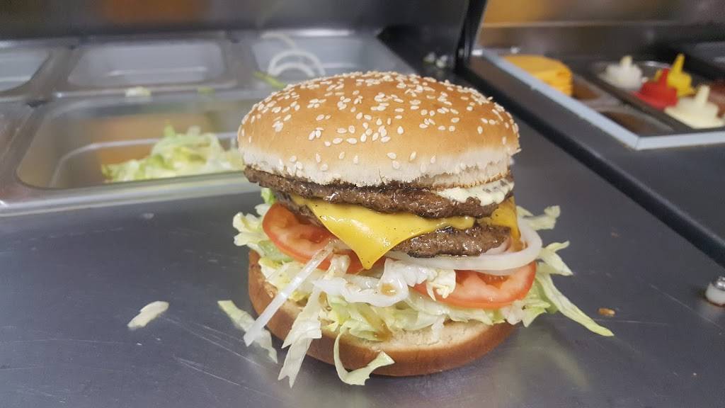 Super Burger Drive-in | restaurant | 611 1st St, Gilroy, CA 95020, USA | 4087672146 OR +1 408-767-2146